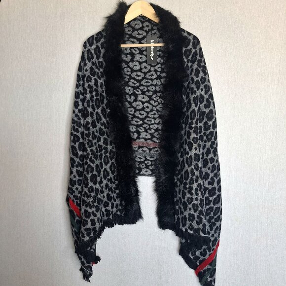 NWT Kimberly.C Faux Fur Soft Leopard Print Cape Shawl One Size Preppy Warm Fall - Picture 6 of 6
